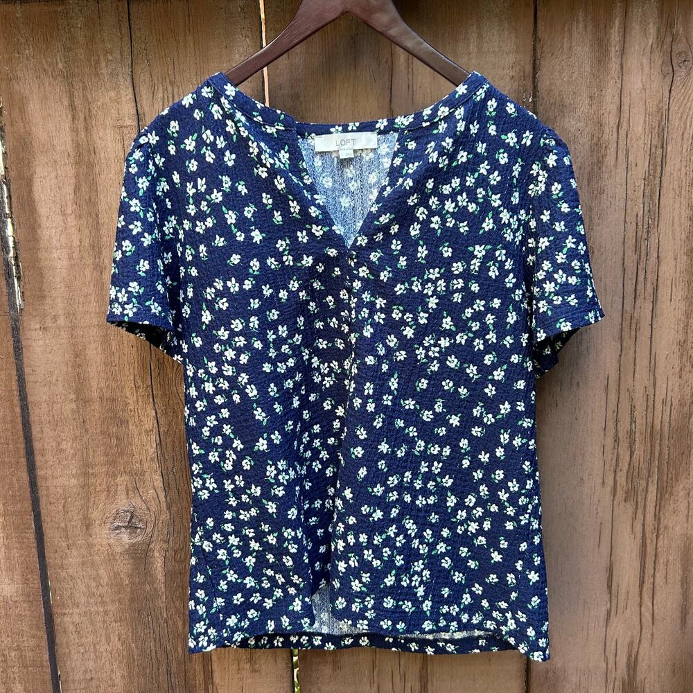 LOFT Blue Floral Textured Notch Neck Blouse Size Large